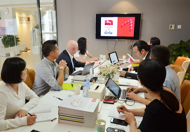 6新聞-09法國POY公司總裁Philippe-到訪李華清設計_06 6新聞-09法國POY公司總裁Philippe-到訪李華清設計_06